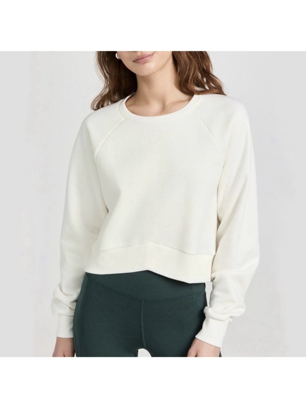 NEW Beyond Yoga Fresh Snow White Uplift Cropped Pullover Sweatshirt Sz Medium